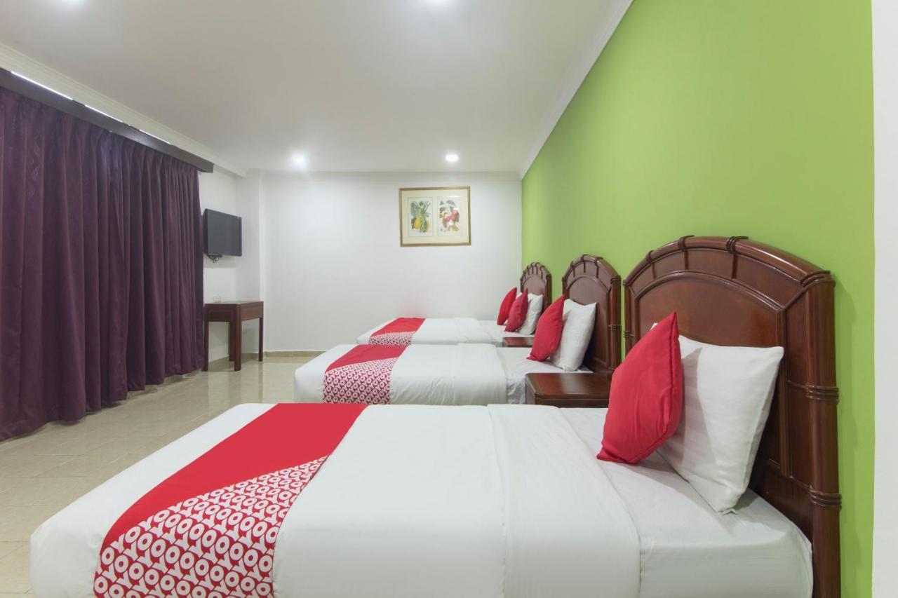 Oyo 805 Hotel Run Star Kuala Lumpur Buitenkant foto