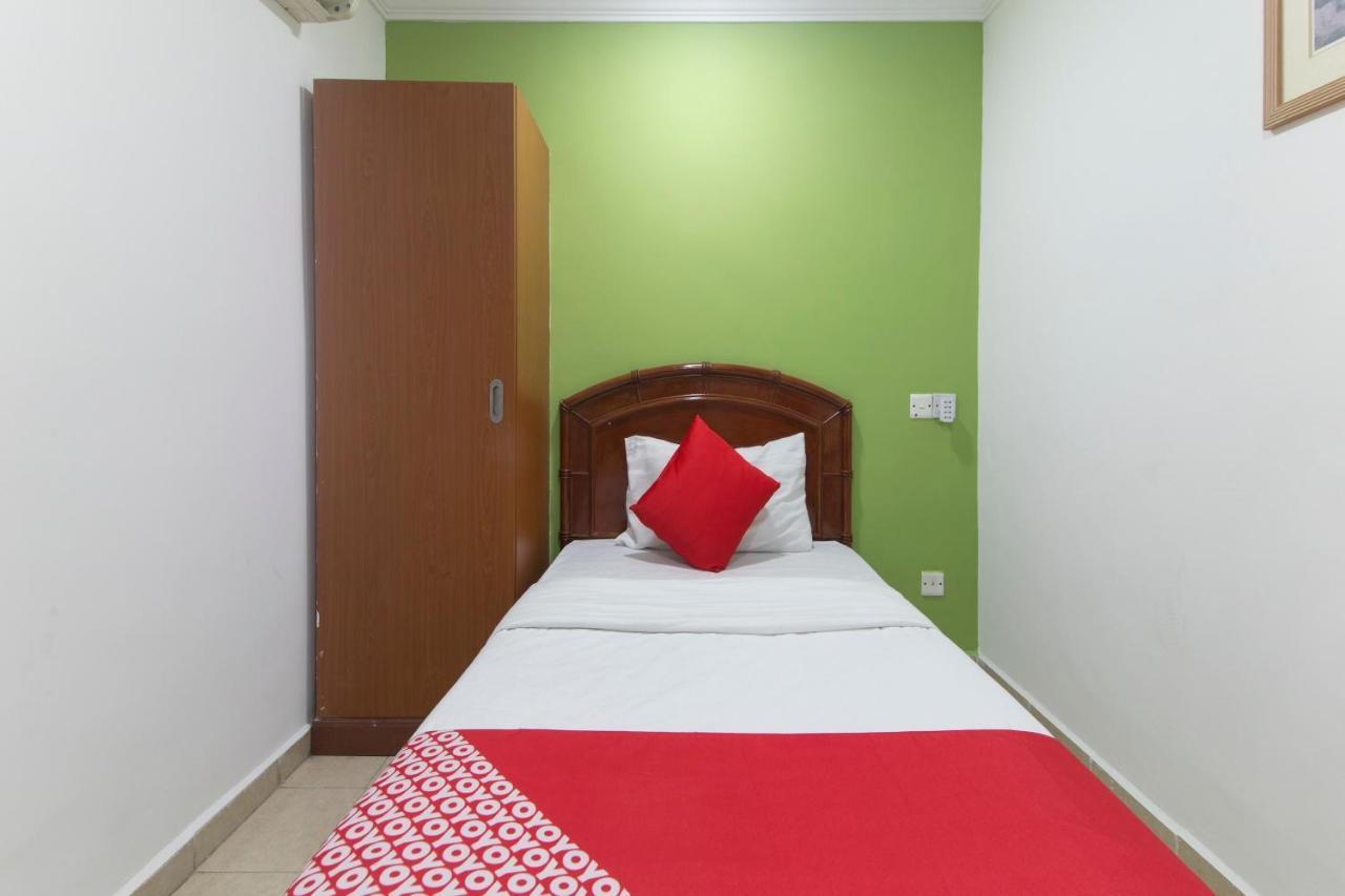 Oyo 805 Hotel Run Star Kuala Lumpur Buitenkant foto
